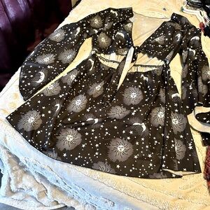 ROMWE STPL Sun & Moon Graphic Cut Out Dress